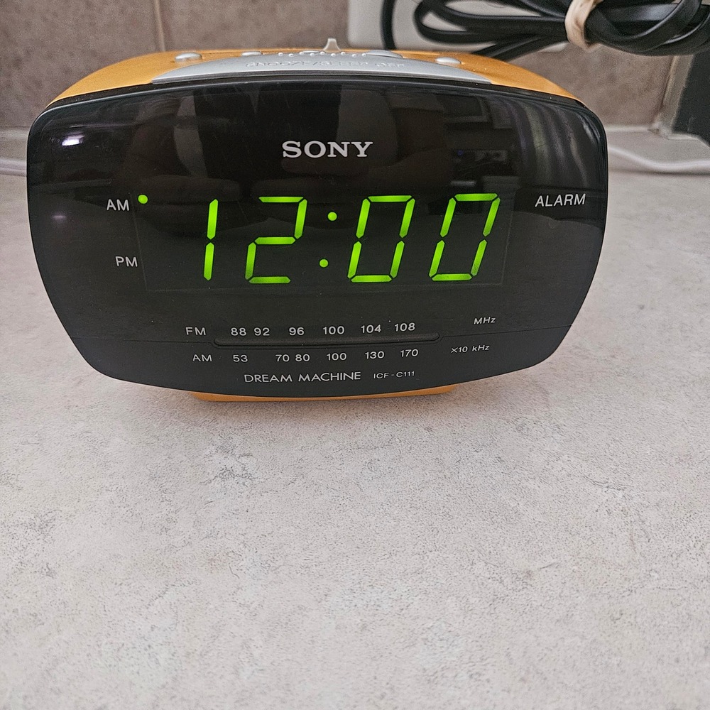 Sony Dream Machine ICF-C111 AM FM Alarm Clock Radio Orange Gold Green LED